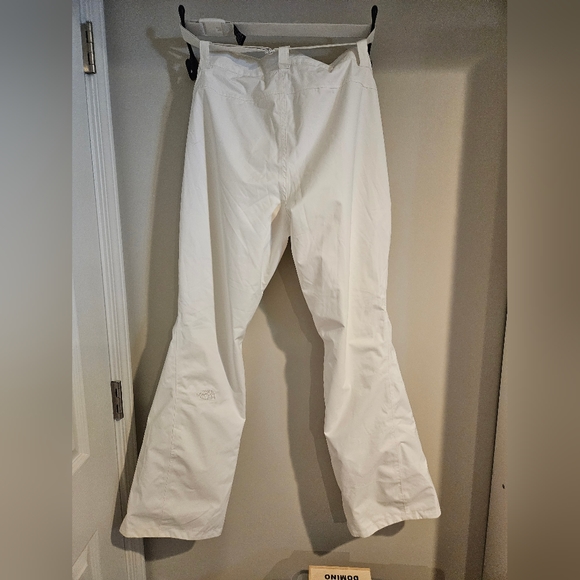 North Face snowboard / ski / snow pants, women's size medium - Picture 5 of 6